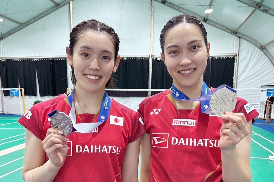 日本ユニシス　ユニフォーム　坂井選手　バドミントン　ビプロジー　金沢 選手・スタッフ | BIPROGYバドミントンチーム【BIPROGY】