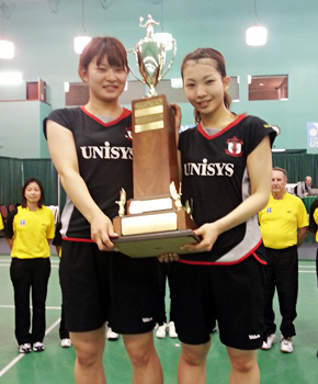 女子ダブルス優勝の高橋礼華・松友美佐紀組