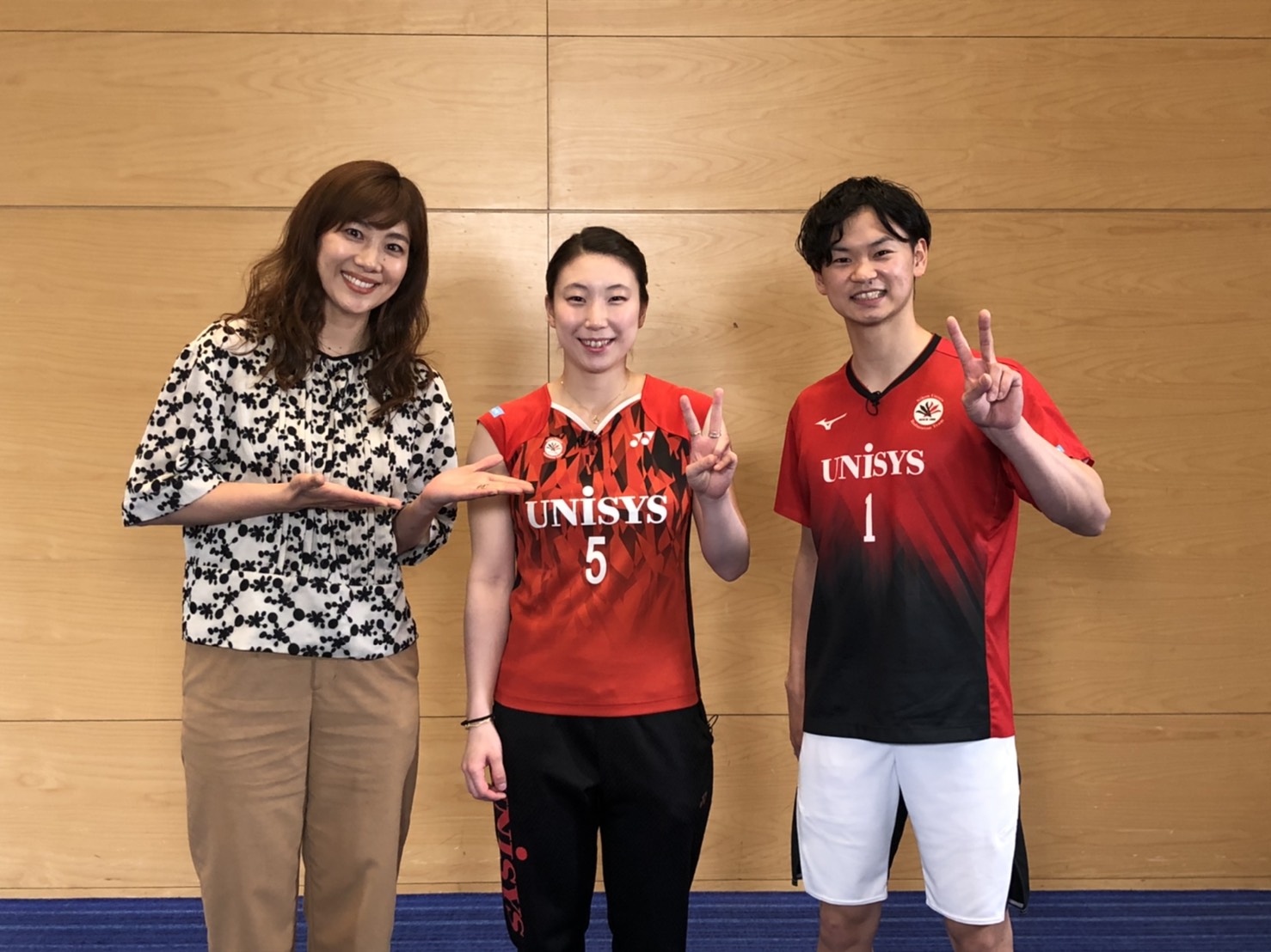 潮田玲子さん、東野有紗選手、渡辺勇大選手