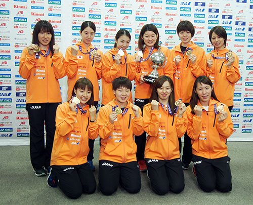 37年ぶりの優勝を果たした日本女子チーム