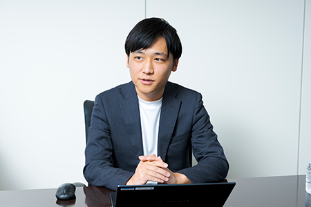 クラウドソリューション一部 開発技術室 名倉悠