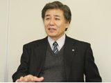 神山 俊夫氏